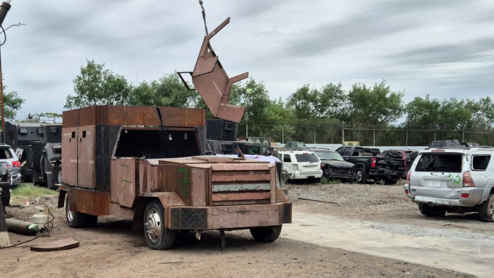 Destruyen vehículos monstruo en Reynosa, Tamaulipas