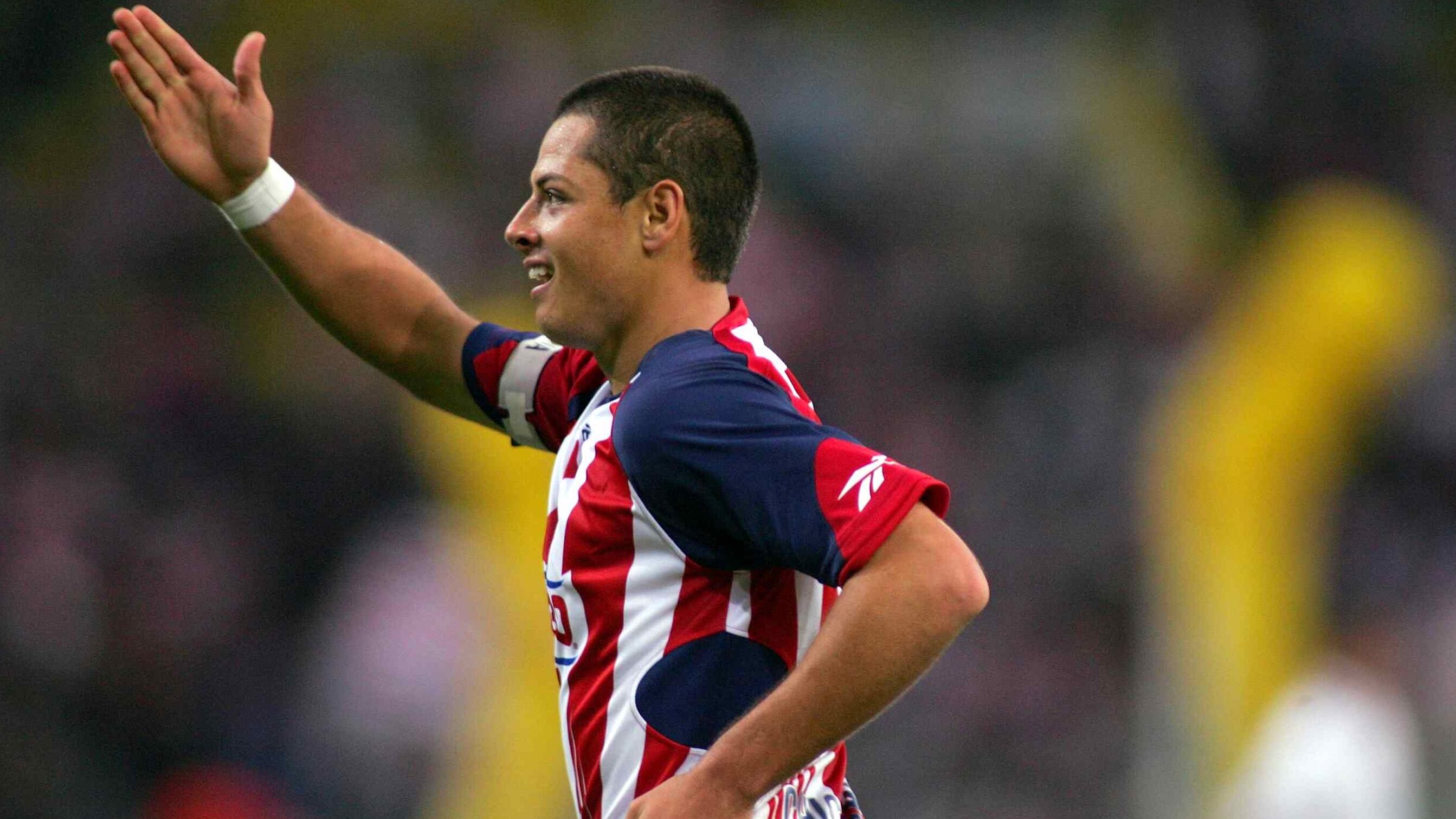 Chicharito Hernández se despidió de Chivas como campeón de goleo.