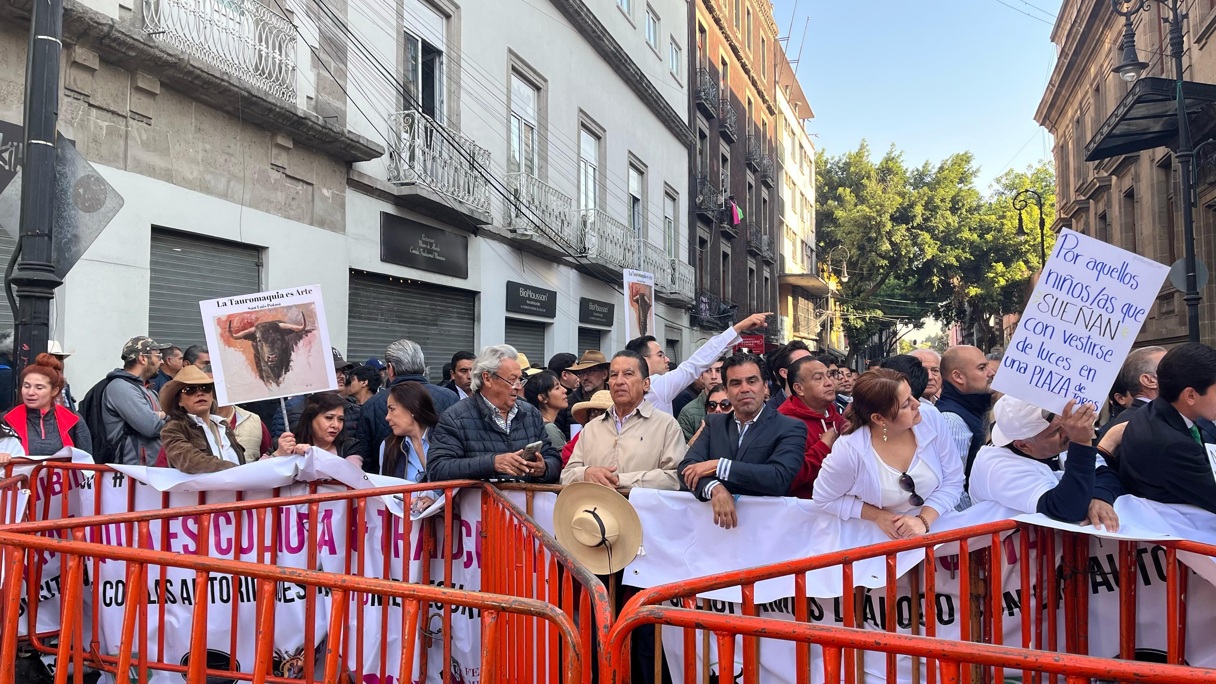 Toros en el Congreso CDMX