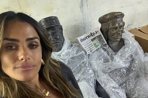 Alessandra Rojo de la Vega propone fundir estatuas de Fidel Castro y el Che para homenajear a Carlos Manzo