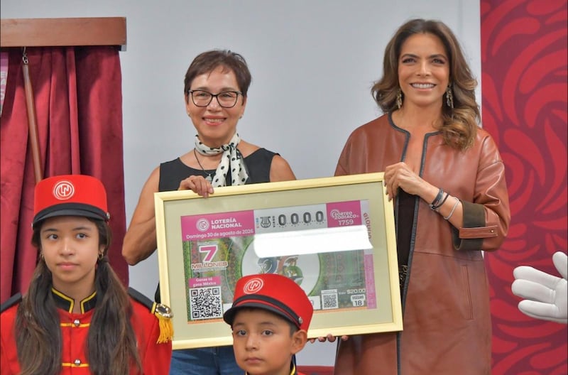 Lotenal develan billete conmemorativo por el 26 aniversario