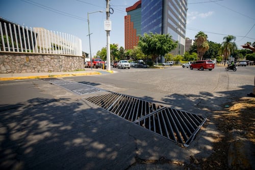 Con operativos preventivos de 24 horas, GDL supervisa puntos de inundación recurrentes previo a lluvias