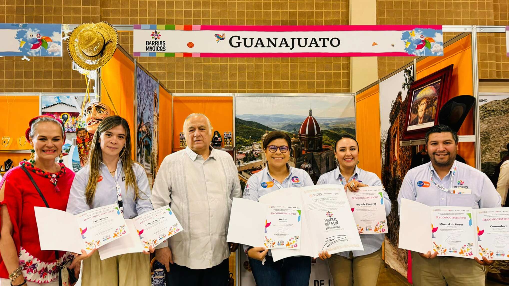 Tianguis de Pueblos Mágicos.
