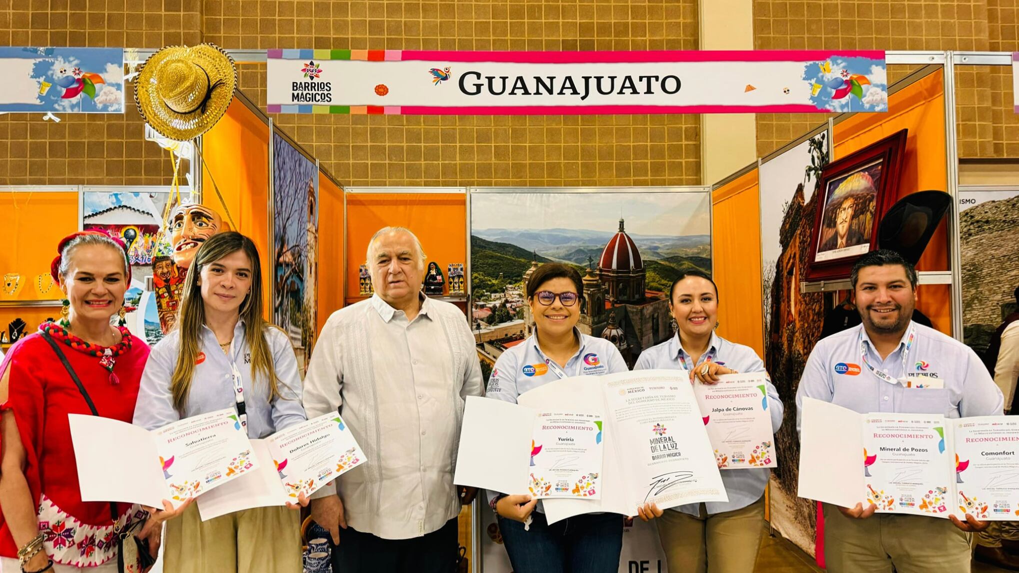 Tianguis de Pueblos Mágicos.