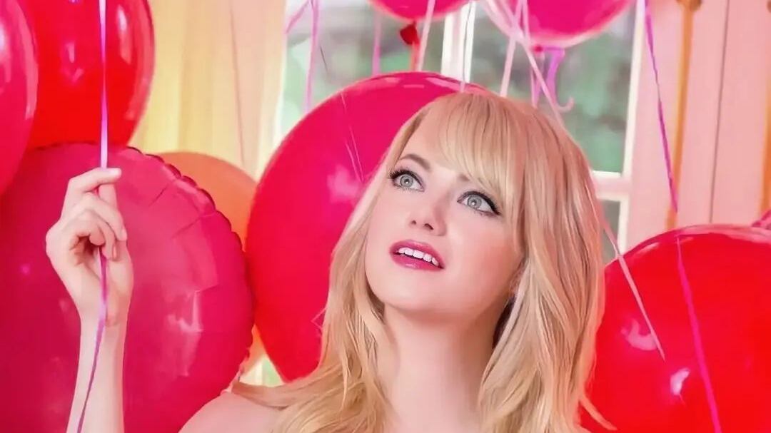 Emma Stone es la actriz que hace de cada papel la diferencia, pues su versatilidad es impresionante e irrepetible.