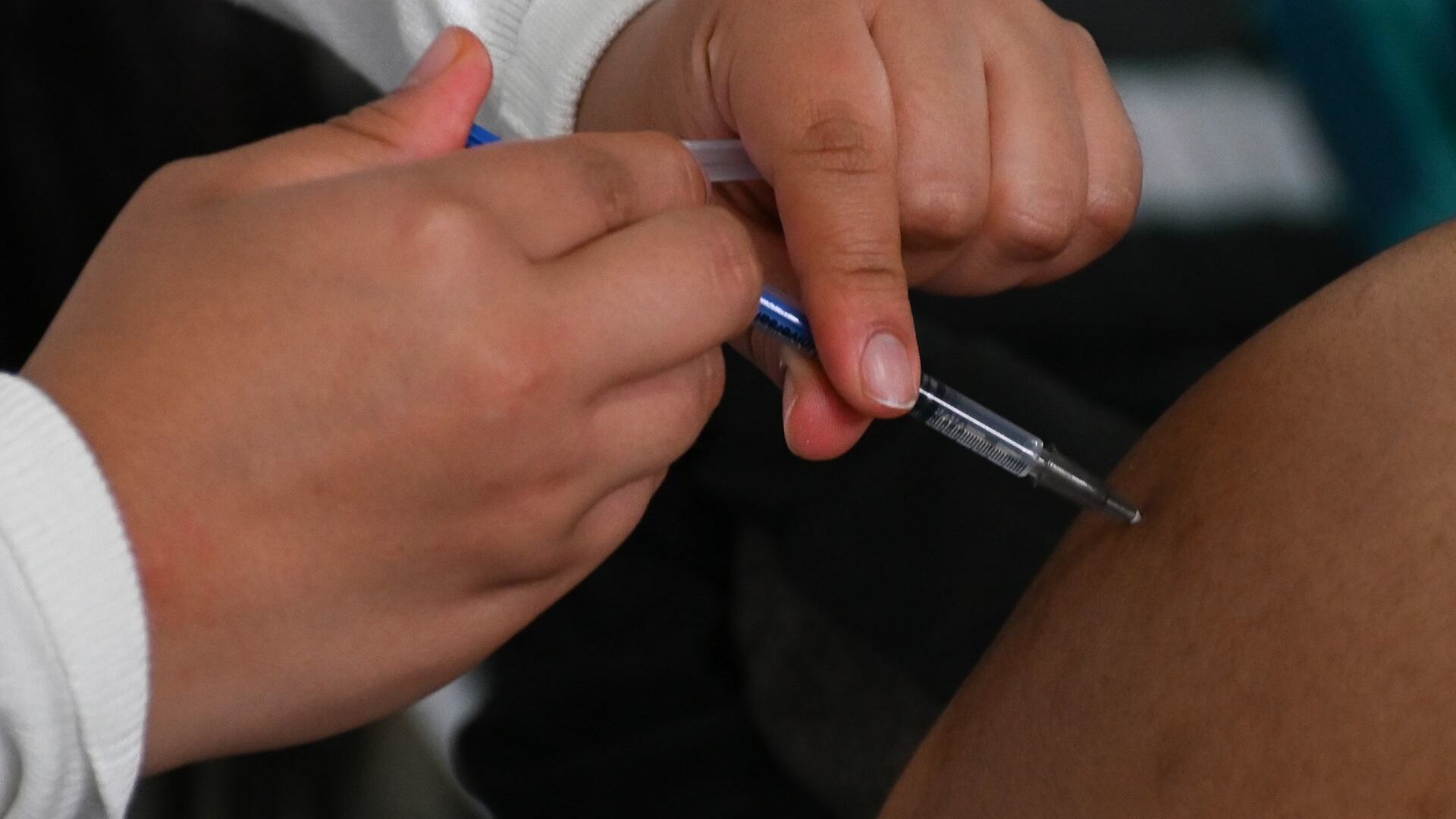 Muerte joven AstraZeneca