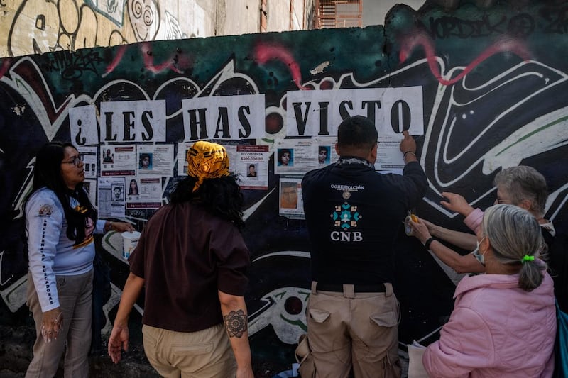 México se maquilla para el Mundial, pero 132 mil desaparecidos siguen sin respuesta