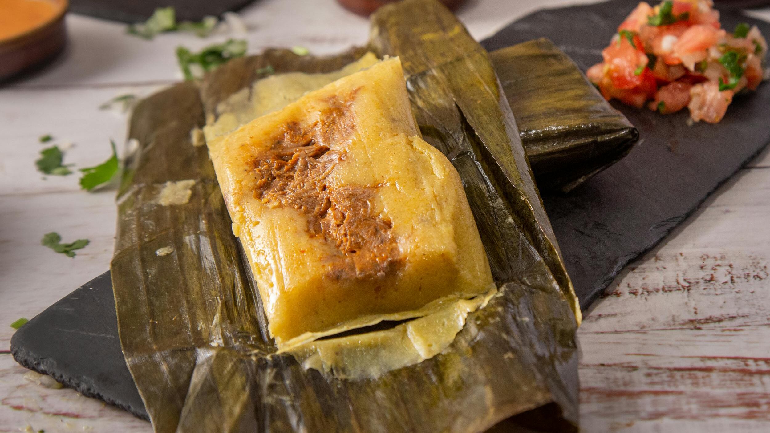 Los Parachicos representan una mezcla única de tradiciones indígenas y coloniales, lo que hace que esta celebración sea un testimonio del sincretismo cultural en México.