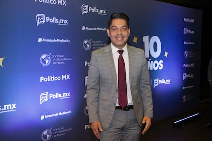 Político Mx celebra una década informando sobre la política de México.
