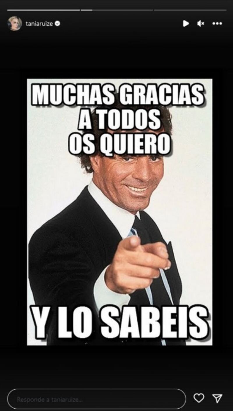 Memes en la cuenta de Tania Ruiz