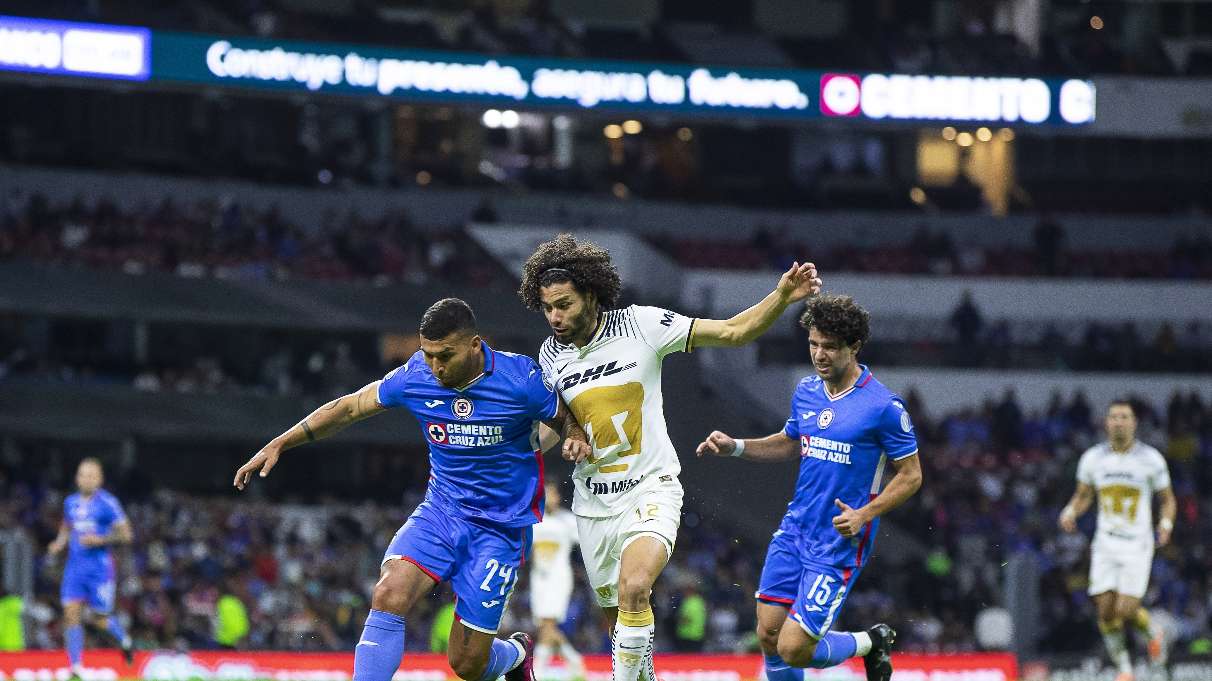 Cruz Azul vs Pumas