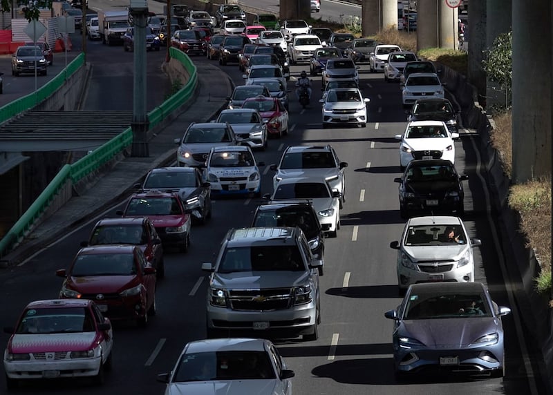Hoy no Circula del lunes 14 de abril 2025 en CDMX y Edomex