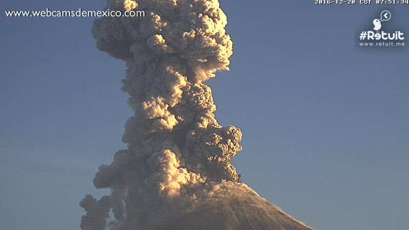 El Volcán de Colima es de los más activos del país