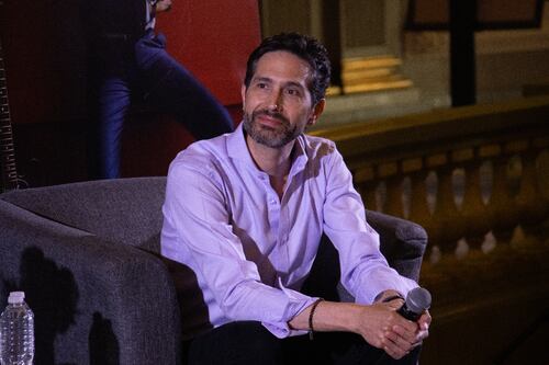 Benny Ibarra se reinventa a través de su disco y gira ‘Nacer Una Vez Más’