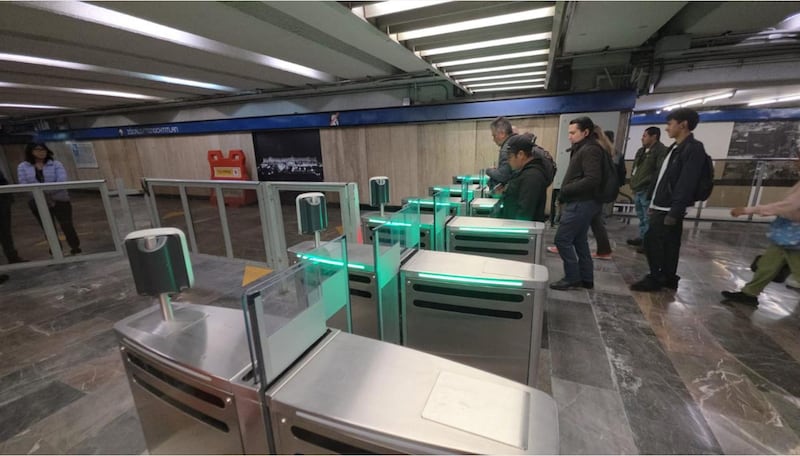 Metro nuevas puertas de acceso