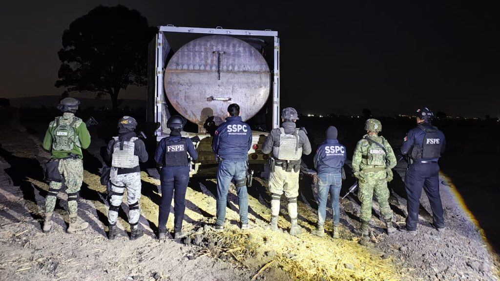 Hallan una toma ilegal en una zona agrícola.