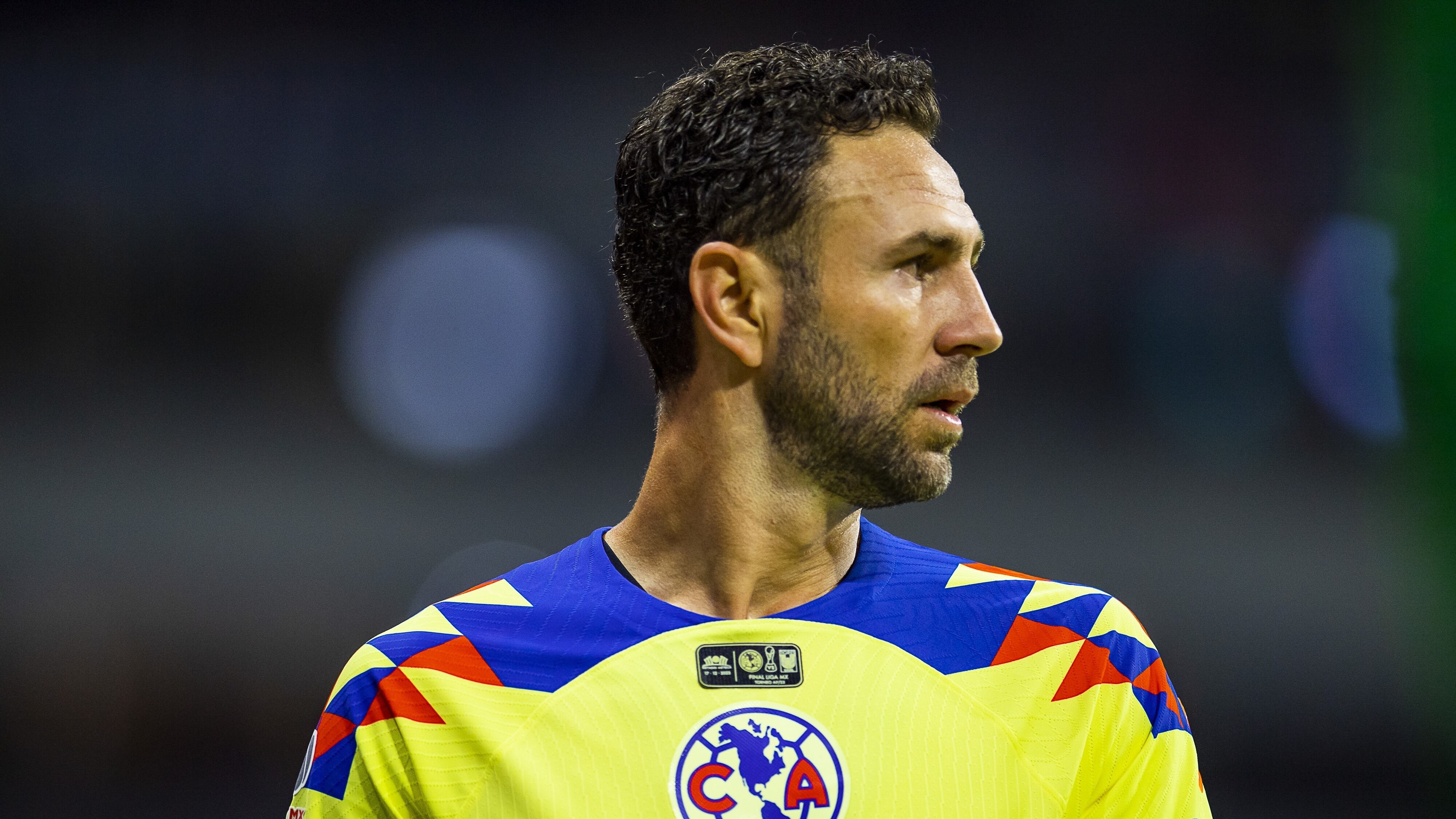 Miguel Layún conquistó tres títulos de Liga MX con América.