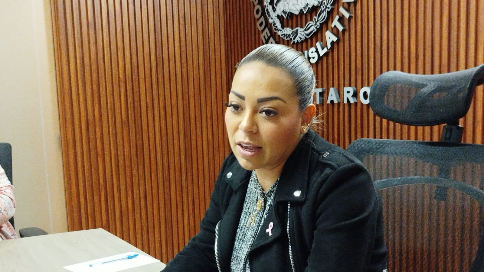 Presidenta del Congreso reitera postura provida y en contra del aborto