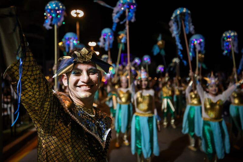 Éxito total en el Carnaval de Mazatlán 2025: 450 mil asistentes disfrutan del gran desfile
