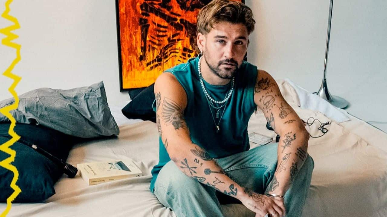 El cantautor español regresa a México con un concierto en el Auditorio Nacional.