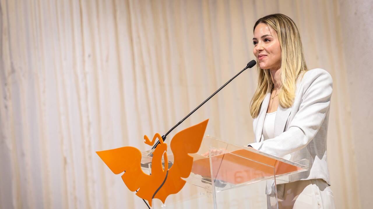 La candidata de Movimiento Ciudadano presentó este miércoles el primero de los ejes en los que trabajará en caso de llegar a la presidencia municipal de Monterrey.
