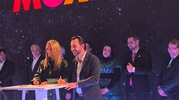 Tania Palacios participa en la firma de bloque a favor del turismo mexicano