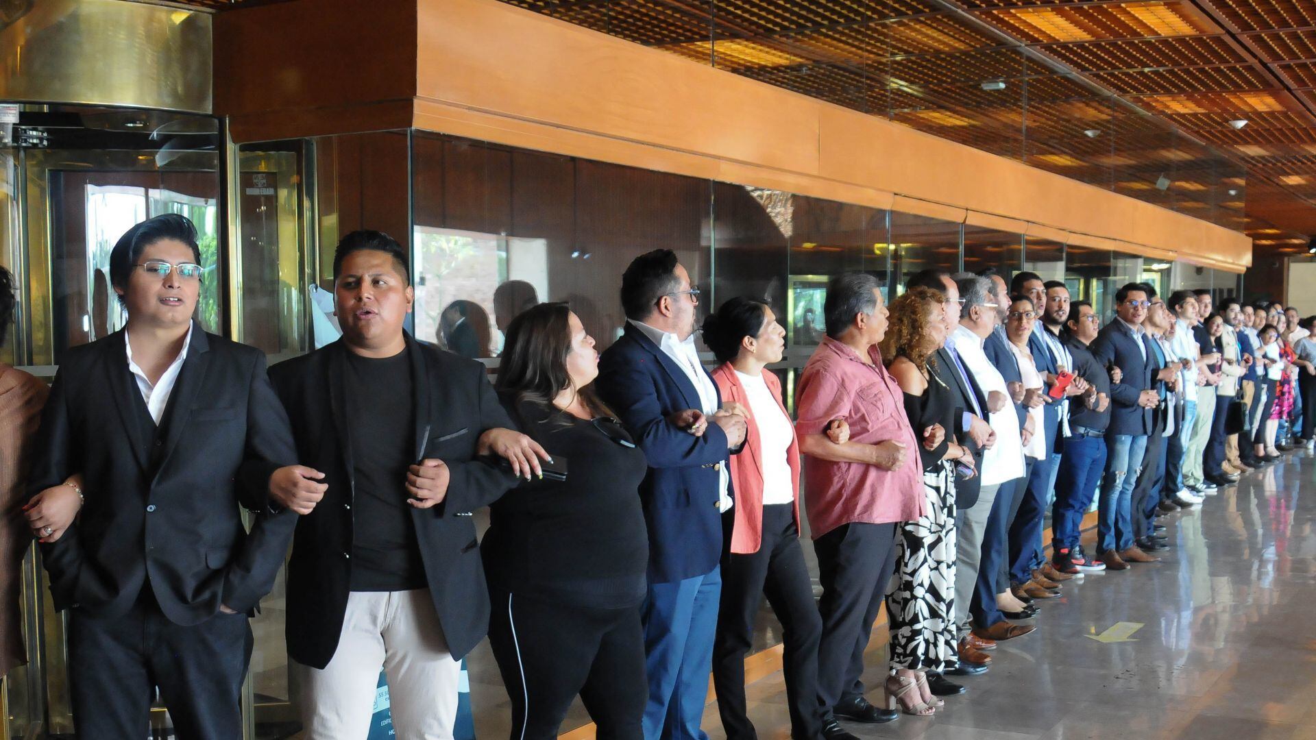 ¿Cuántos trabajadores fueron despedidos de la Cámara de Diputados?