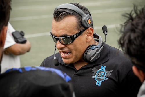 Gallos Negros anuncian nuevo head coach y refuerzan ofensiva con Mike Patiño