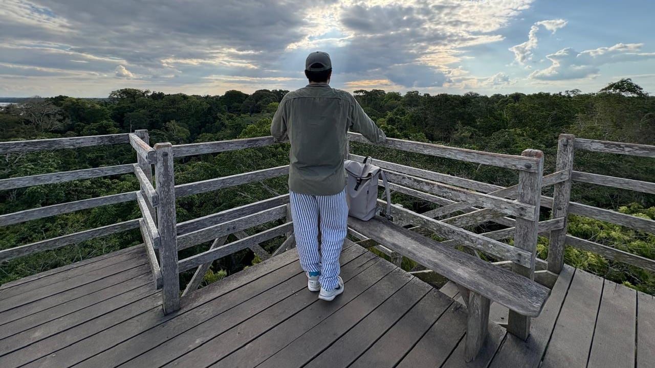 Desde Lima hasta Puerto Maldonado, te contamos cómo vivir una experiencia inmersiva en la selva amazónica. Hospedaje, gastronomía local y los mejores tours para explorar ríos, lagos y canopy en uno de los destinos más biodiversos del mundo