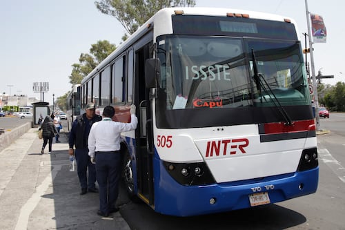 Transporte de personal en la mira de asaltantes en la México-Puebla, alertan empresarios