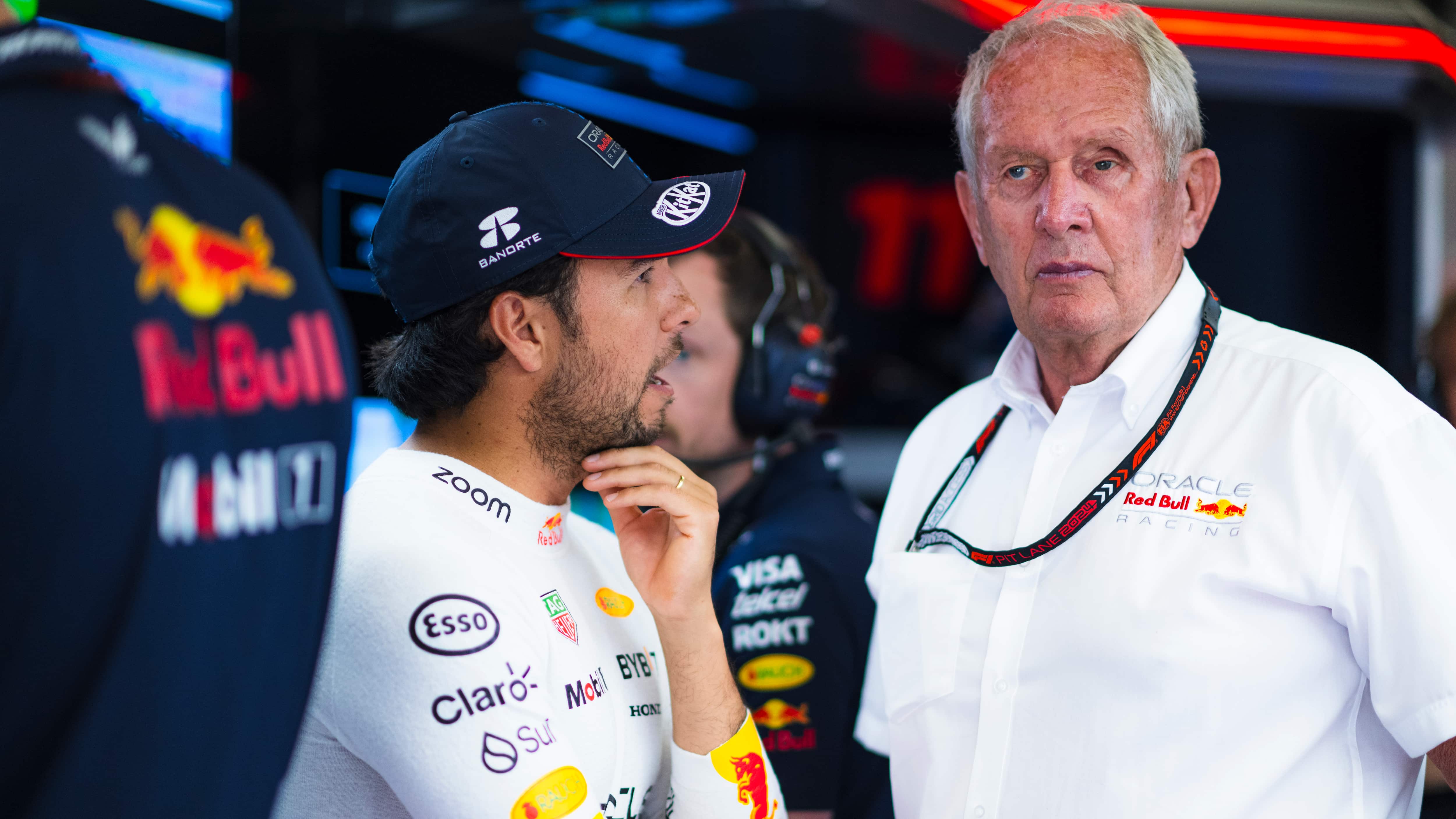 Helmut Marko elogia la segunda posición de ‘Checo’ Pérez en la clasificación en el GP de Bélgica.