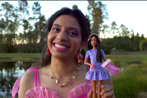 ¿Inclusión real o marketing? La nueva Barbie autista que divide opiniones