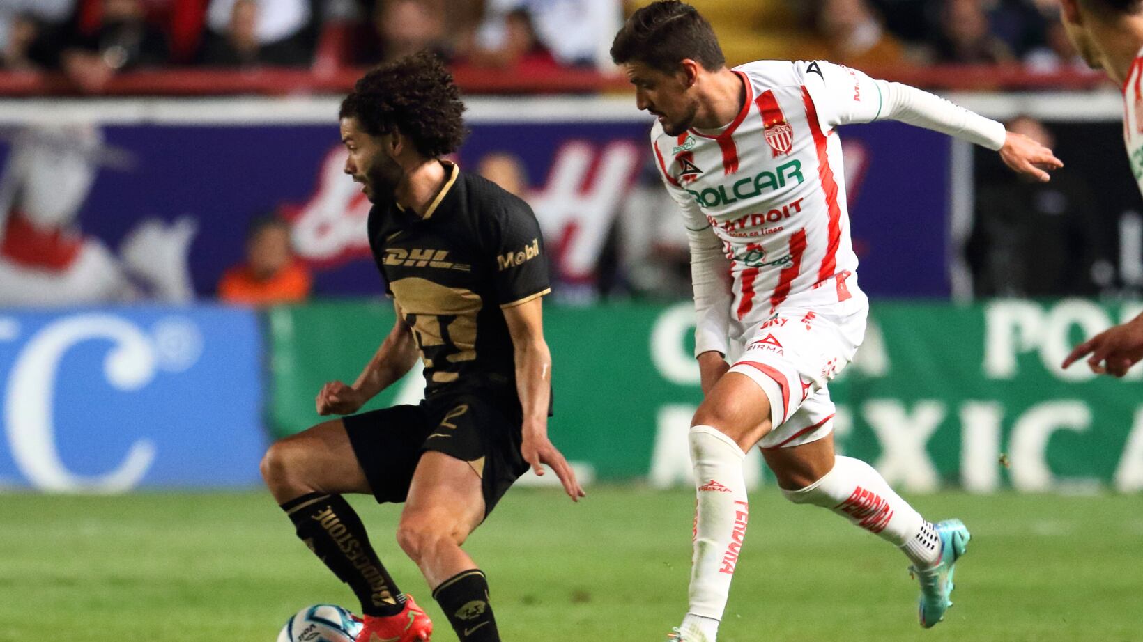 Pumas vs. Necaxa.