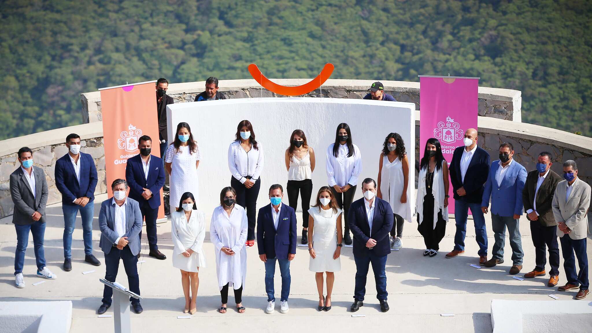 Pablo Lemus presenta a sus colaboradores al frente del ayuntamiento de Guadalajara