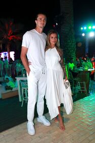 Noche de Elegancia en el Abierto de Los Cabos: Fiesta de Blanco con Estrellas del Tenis