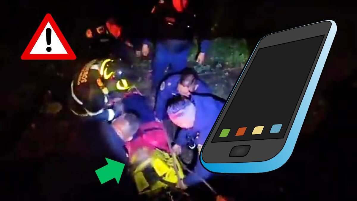 Video: Menores caen a un barranco en el Bosque de Chapultepec; se salvan gracias a un celular