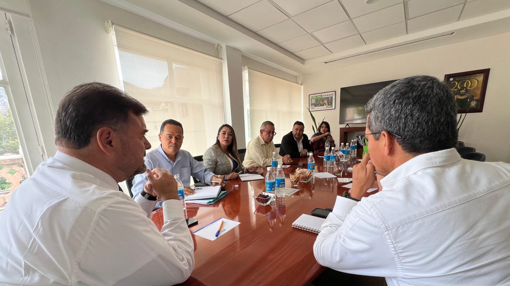 Partidos políticos se reúnen con SG.