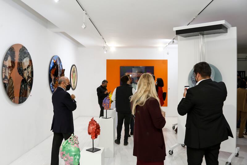 "Ventanas Nouménicas", exposición de 33 piezas escultóricas de Paola Pineda en la LMI Gallery
