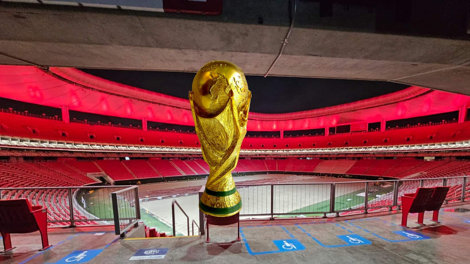 Remodelación del Estadio Akron.