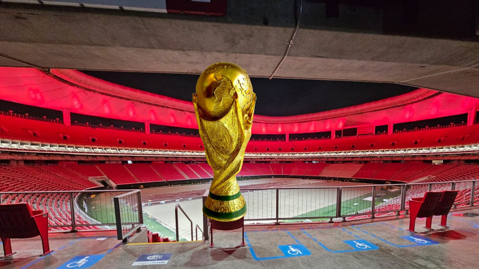 Remodelación del Estadio Akron.