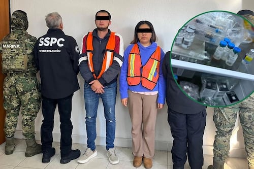 ¡Alerta sanitaria! Detienen a dos por vender vacunas falsas; así operaban en Edomex