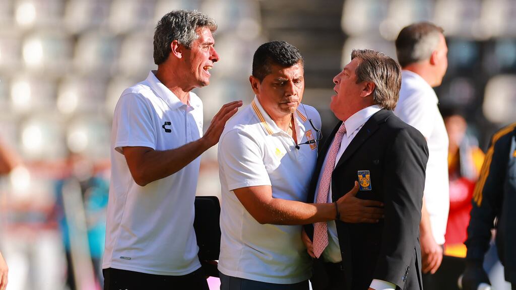 Luis Almada vs Miguel Herrera