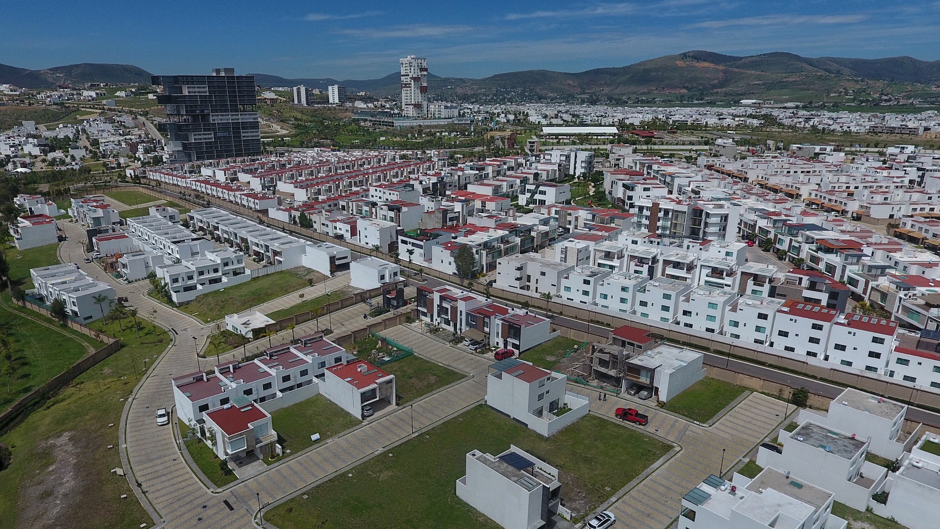 Baja 20% meta de construcción de viviendas por pandemia