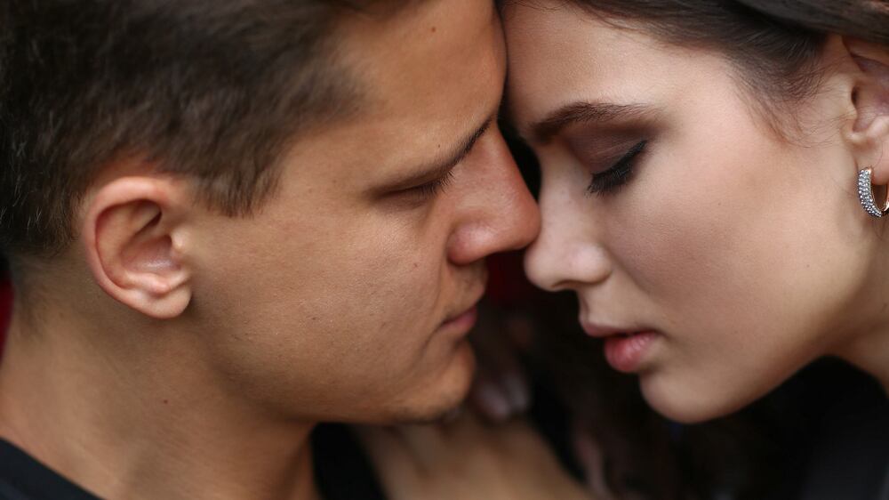 Perfume Attraction Closer de Avon