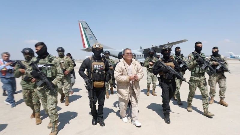 México y EE.UU. negocian nueva entrega de capos previo al encuentro Sheinbaum–Trump