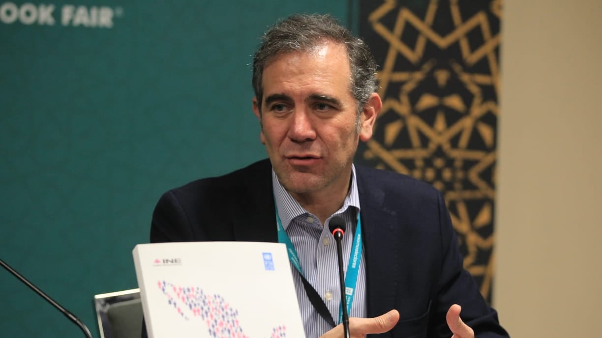 El presidente del INE, Lorenzo Córdova afirmó que no se realiza un cabildeo con partidos para frenar la reforma electoral, pero sí que hay diálogo con todas las fuerzas políticas.