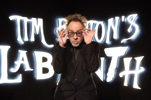 Tim Burton sí viene a México y no lo hace solo: confirman que inaugurará su laberinto