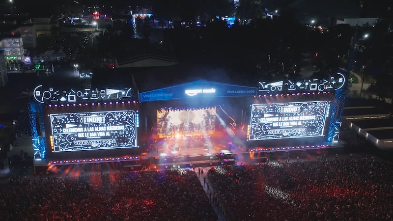 Vive Latino cumple un año más con el apoyo de 11 mil personas consideradas almas guerreras