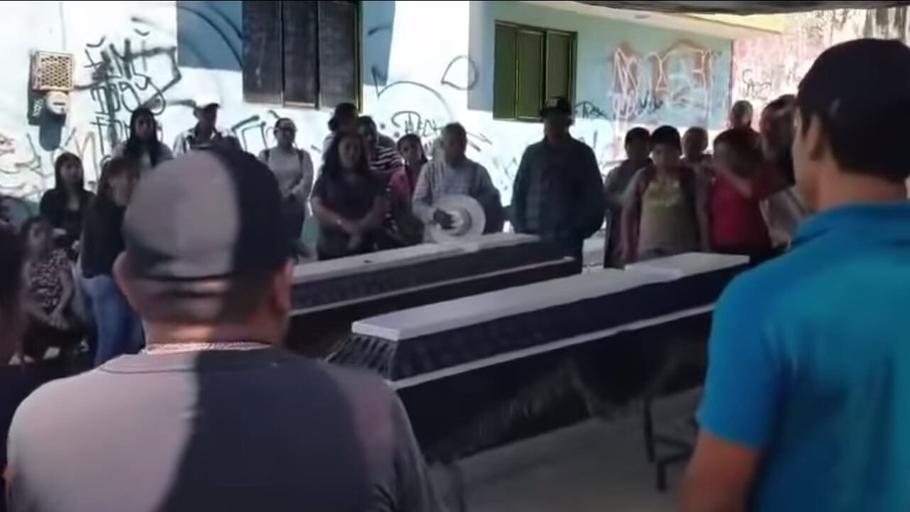 Empresario maneja borracho y atropella a hermanas en Oaxaca