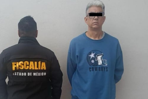 Arrestan a maestro que pidió permiso para ser novio de una alumna de 14 años en Ecatepec